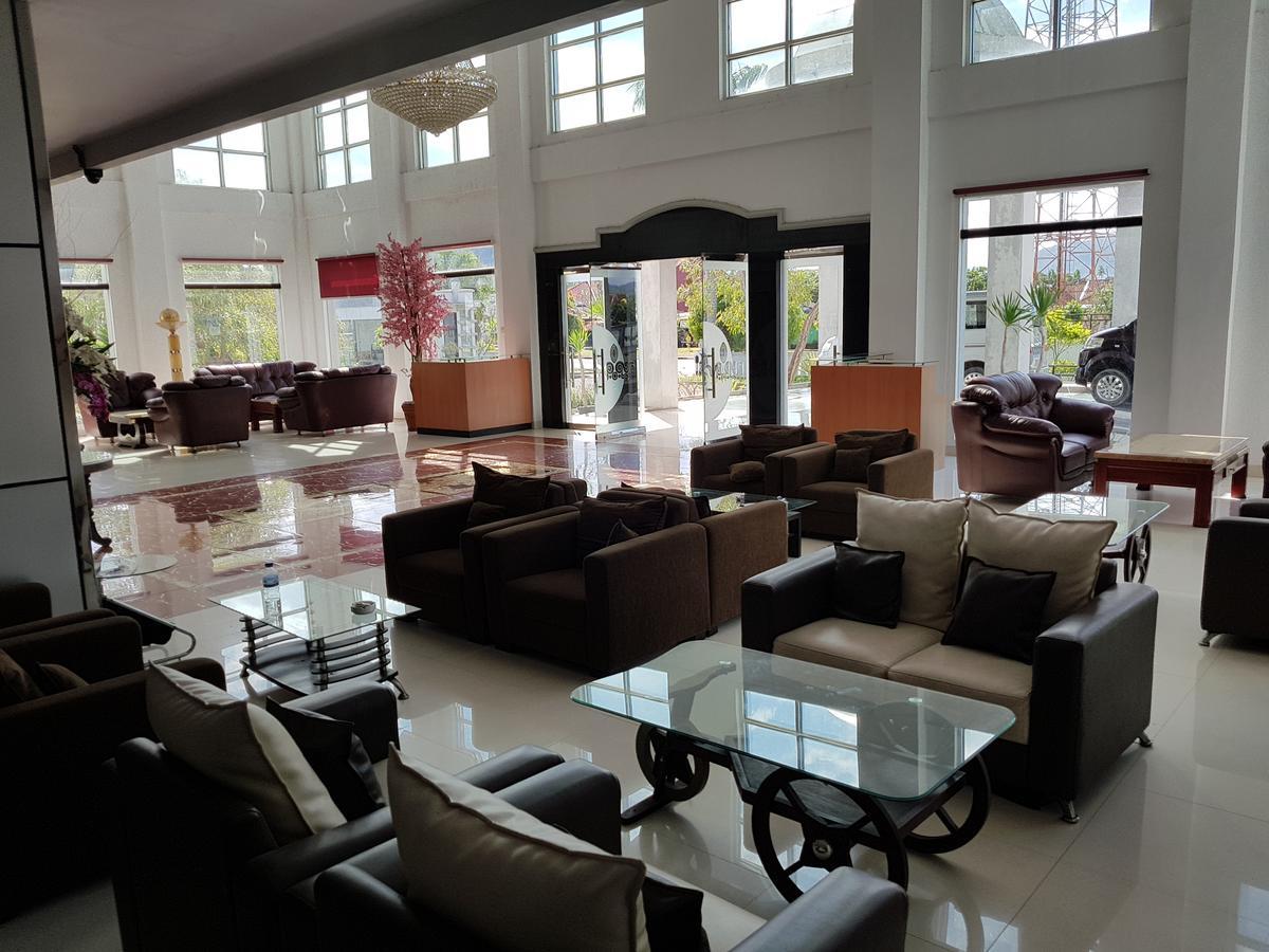 Grand Royal Taliwang Hotel ภายนอก รูปภาพ