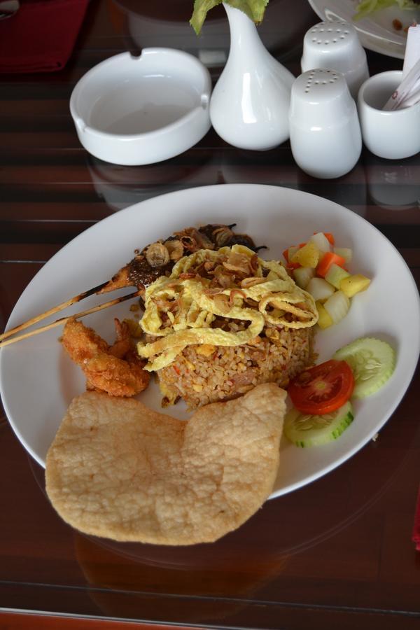 Grand Royal Taliwang Hotel ภายนอก รูปภาพ