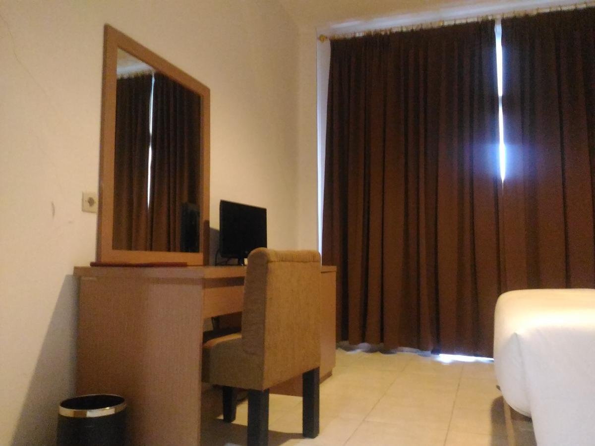 Grand Royal Taliwang Hotel ห้อง รูปภาพ